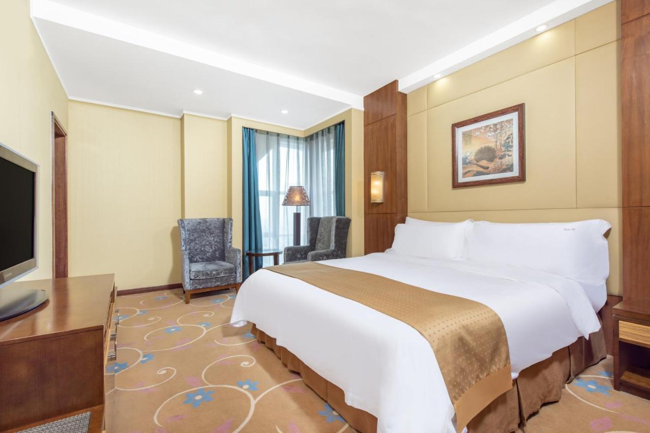 Holiday Inn Beijing Downtown Екстер'єр фото