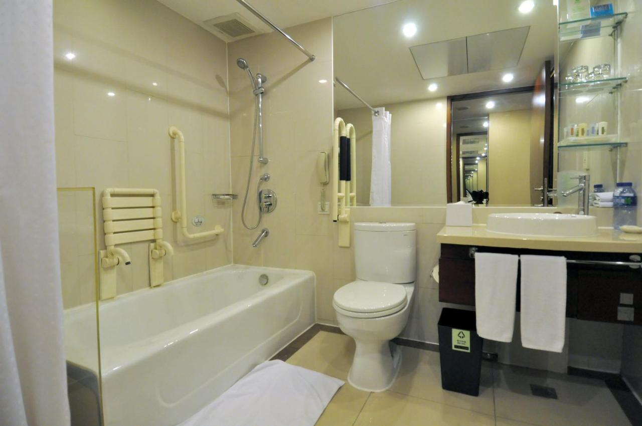Holiday Inn Beijing Downtown Екстер'єр фото